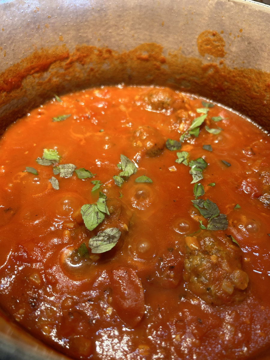 Arrabbiata or Pomodoro Sauce